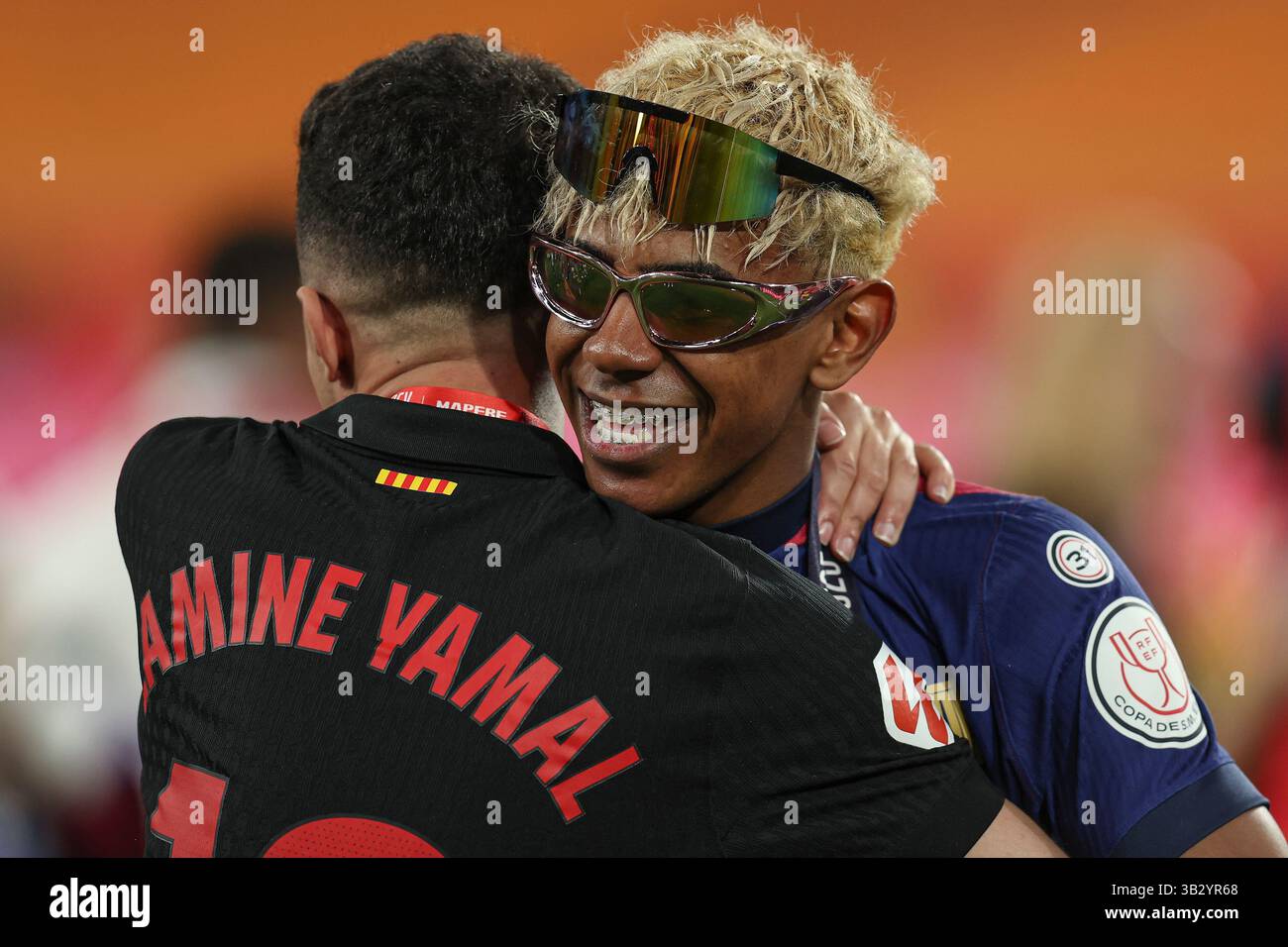 Lamine Yamal of FC Barcelona and his father during the Copa del Rey
