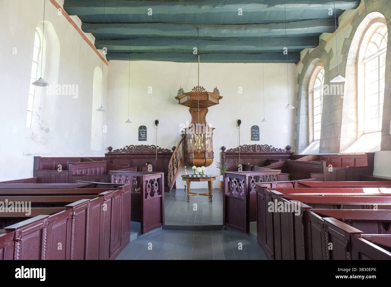 Interior old dutch church pulpit hi-res stock photography and images ...
