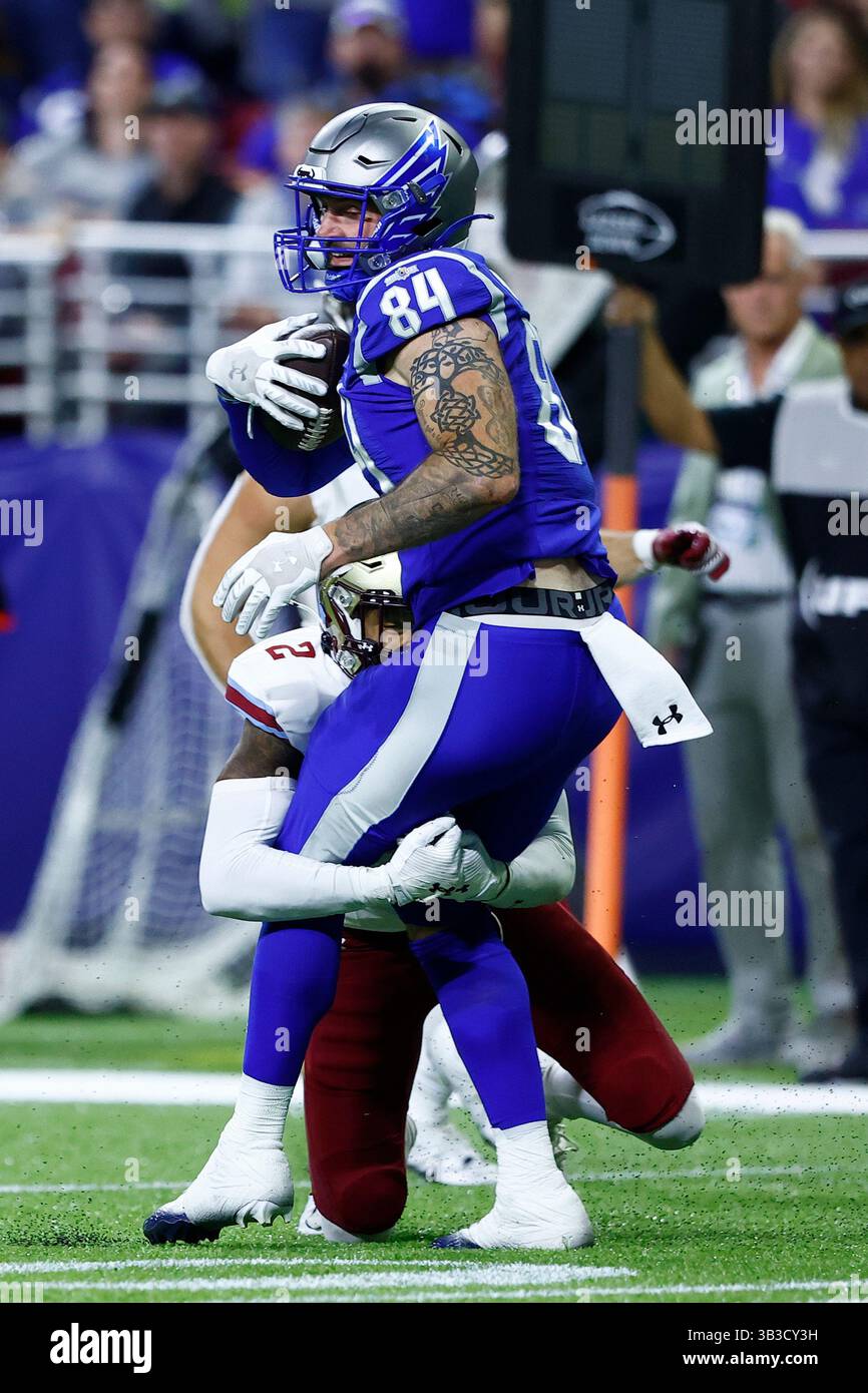 ST. LOUIS, MO - APRIL 26: St. Louis Battlehawks tight end Jake ...