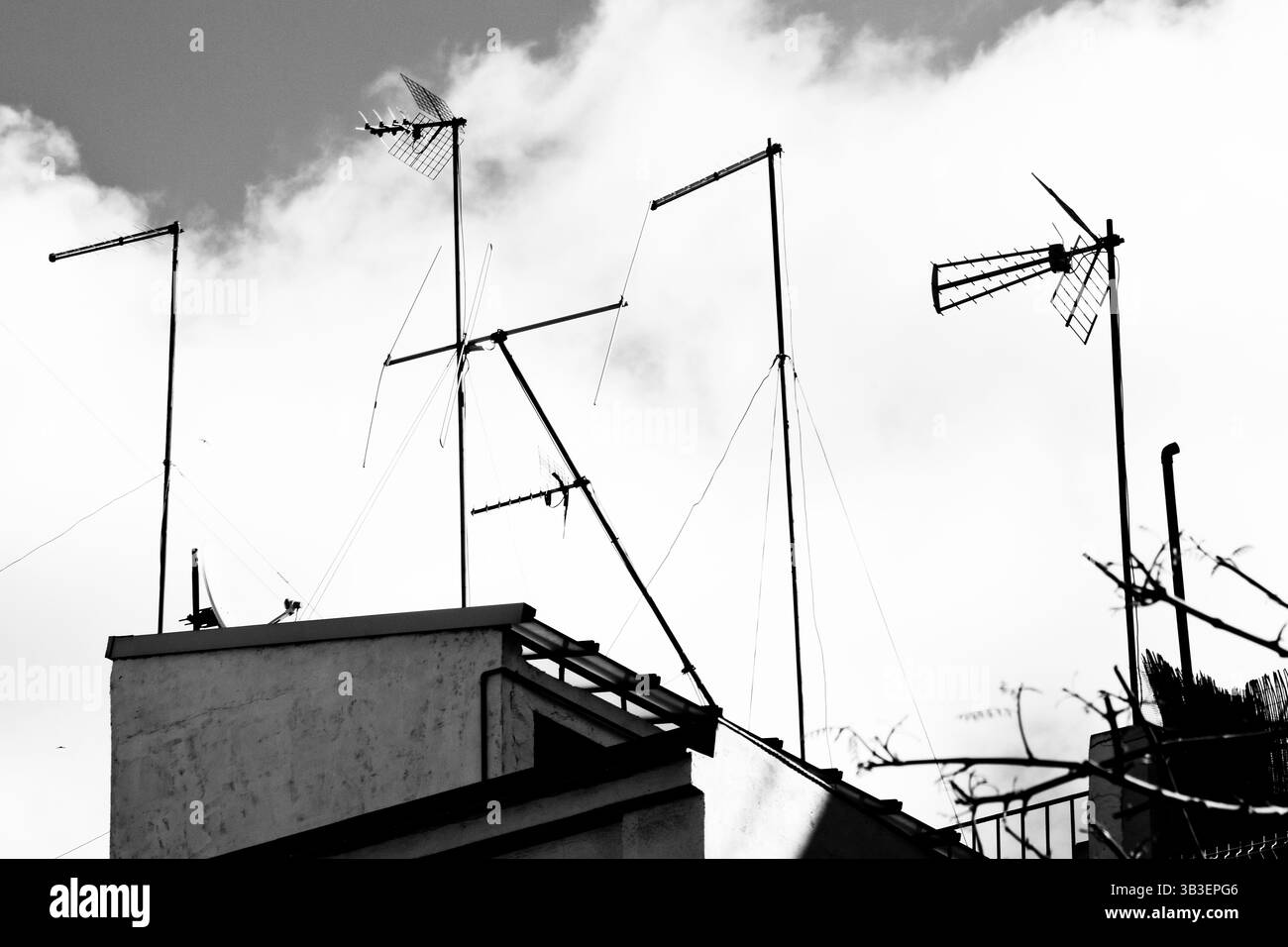 Old tube television antennas hi-res stock photography and images - Alamy