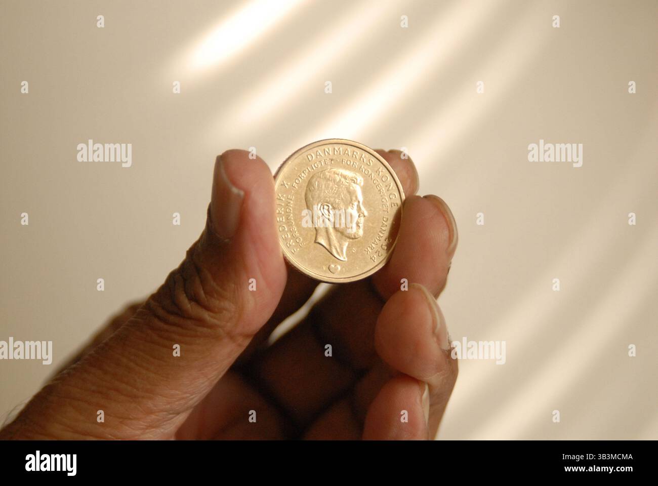 Other side of coin hi-res stock photography and images - Alamy
