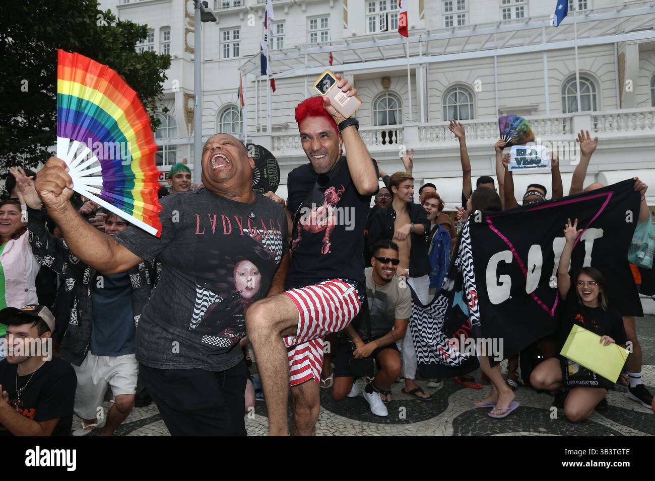 April 29, 2025, Rio De Janeiro, Rio De Janeiro, Brazil: Gaga fans sing ...