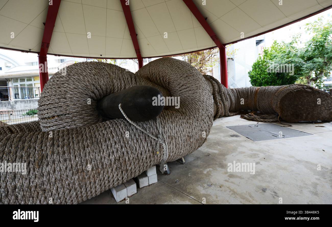 Gaint Rope The Giant Tug-Of-War rope on Display at Kibogaoka Park in Naha, Okinawa ...