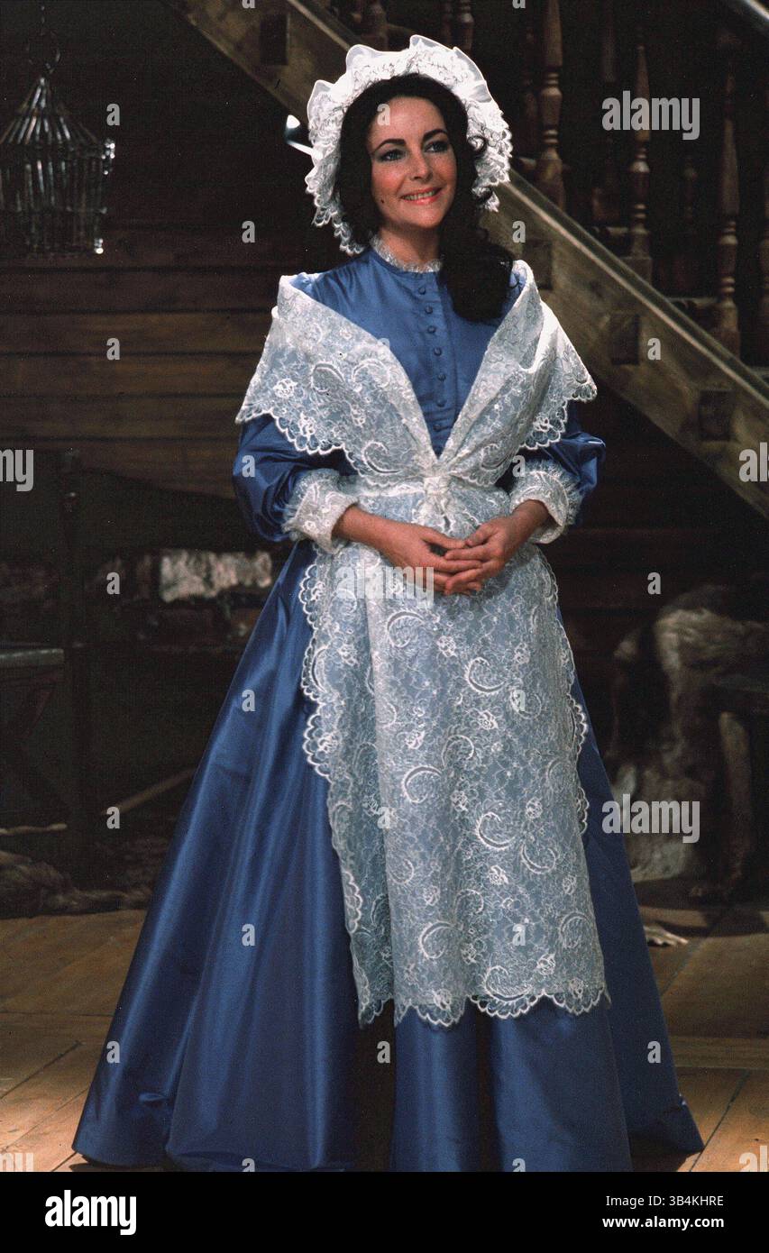elizabeth taylor blue dress Elizabeth Taylor Inspired Blue Evening Dress Oscars 1970 – LausenCrafts main image 1