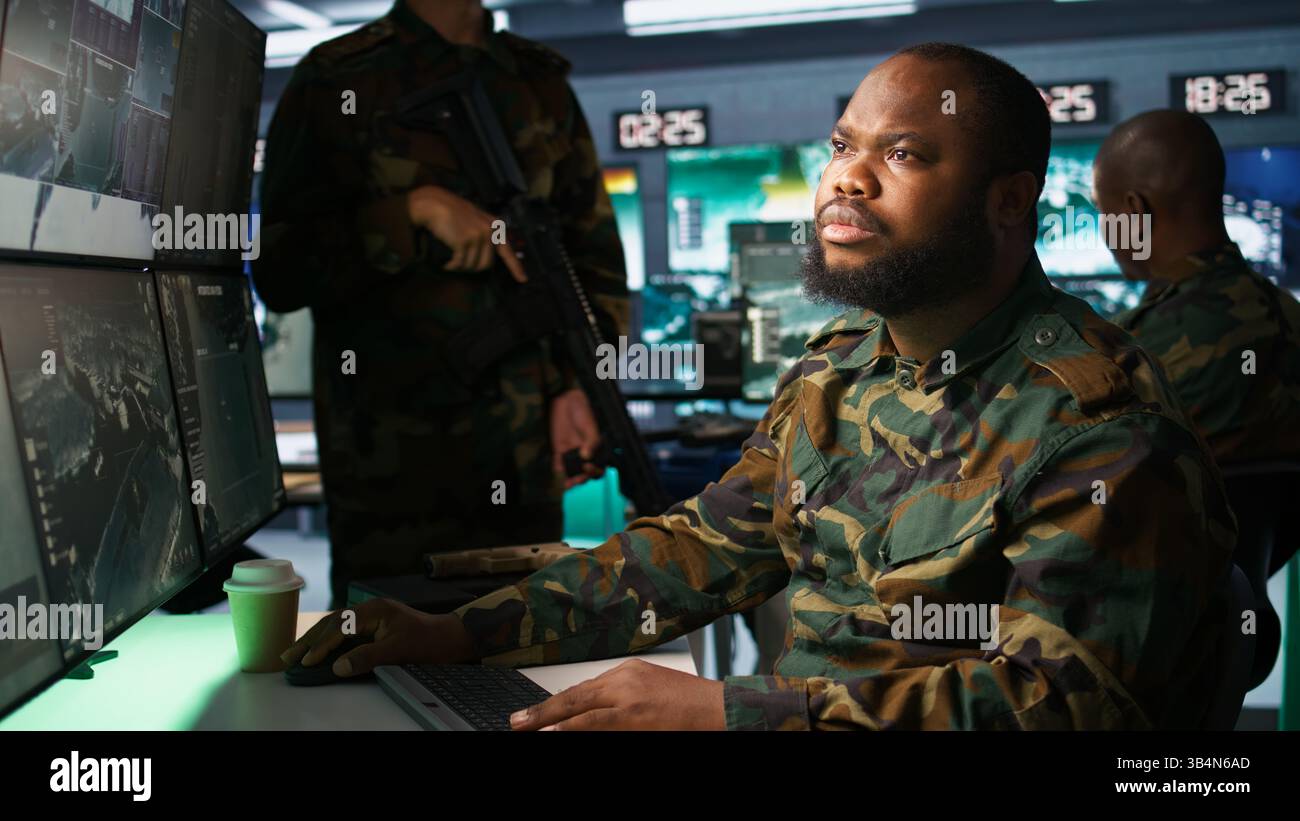 Base defense operations center hi-res stock photography and images - Alamy