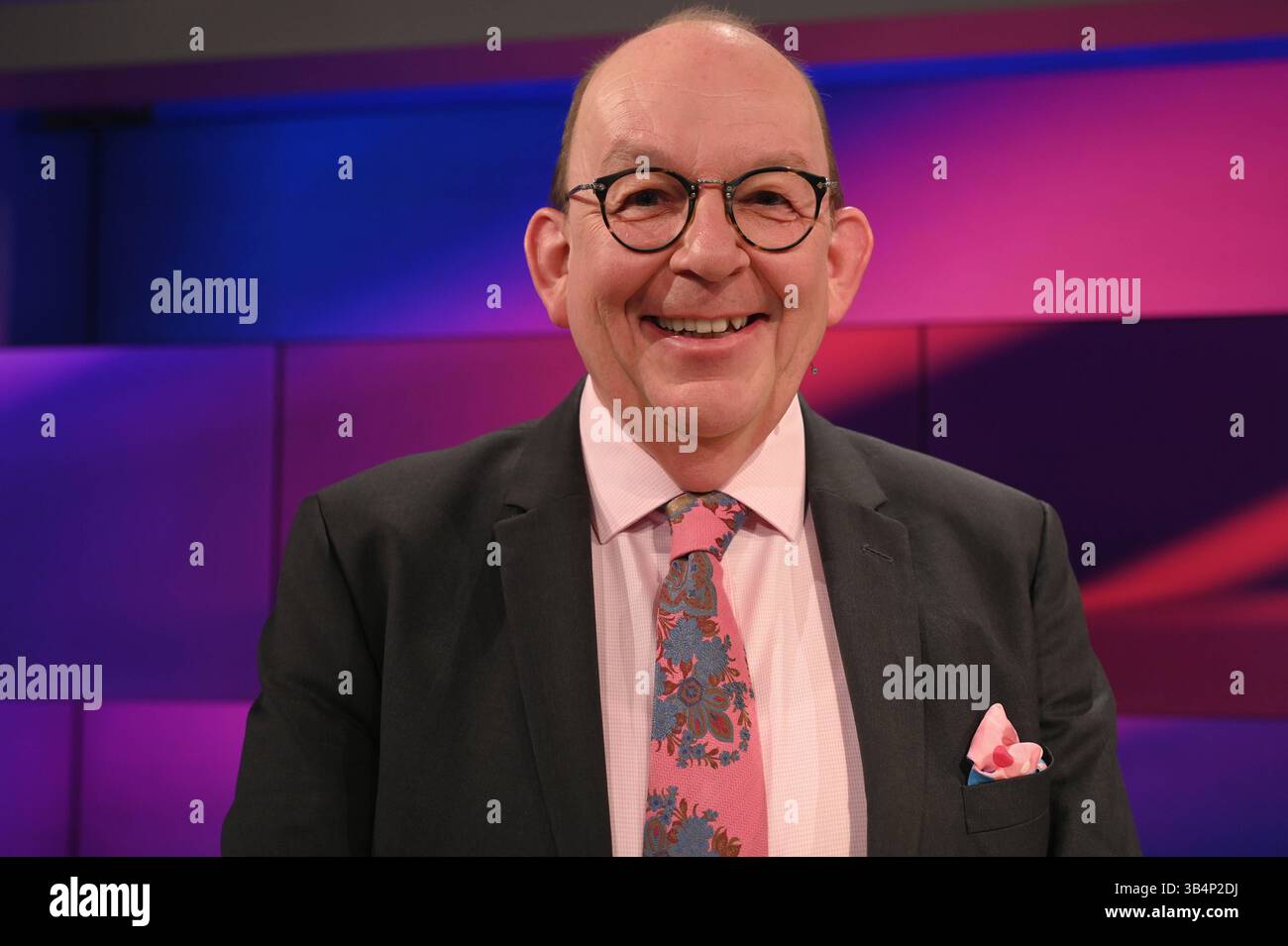 Literaturkritiker und Moderator Denis Scheck zu Gast in der ARD ...