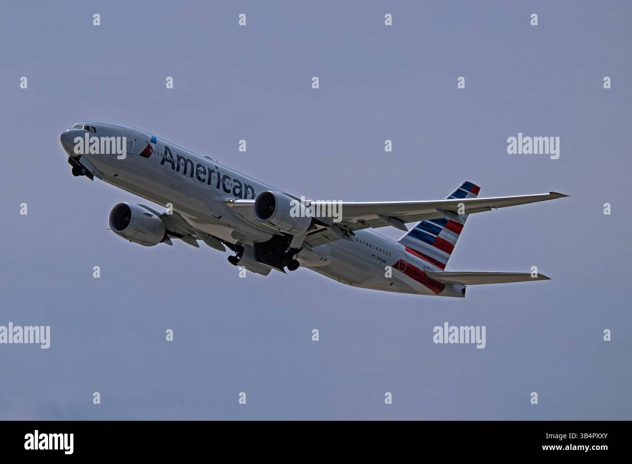American airlines boeing 777 300er hi-res stock photography