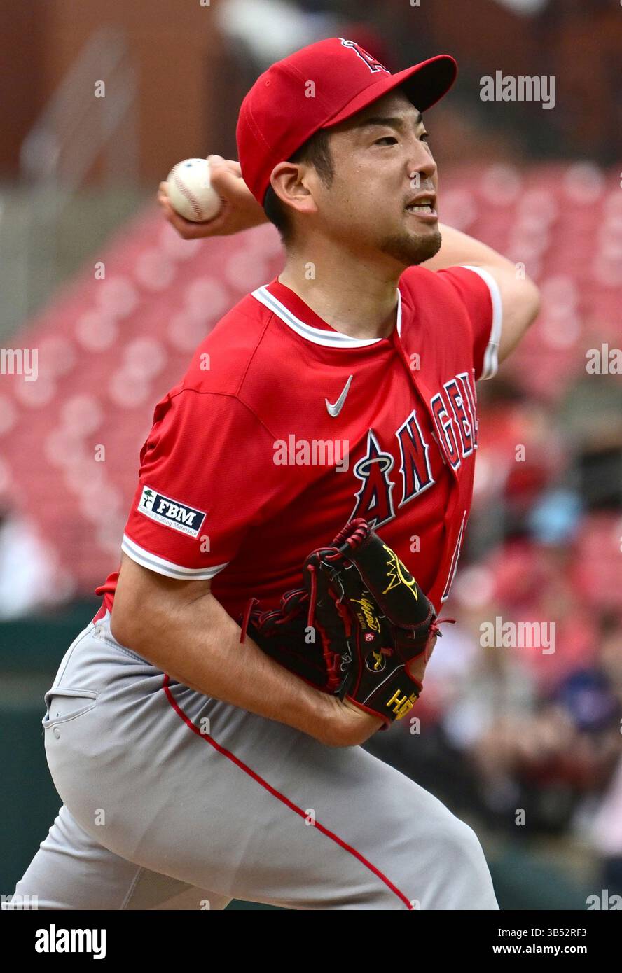 ST. LOUIS, MO -APRIL 02: Los Angeles Angels starting pitcher Yusei ...