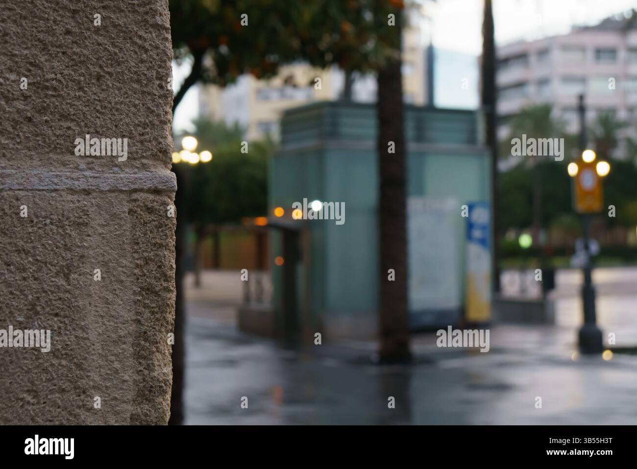 Rainy urban environment hi-res stock photography and images - Alamy