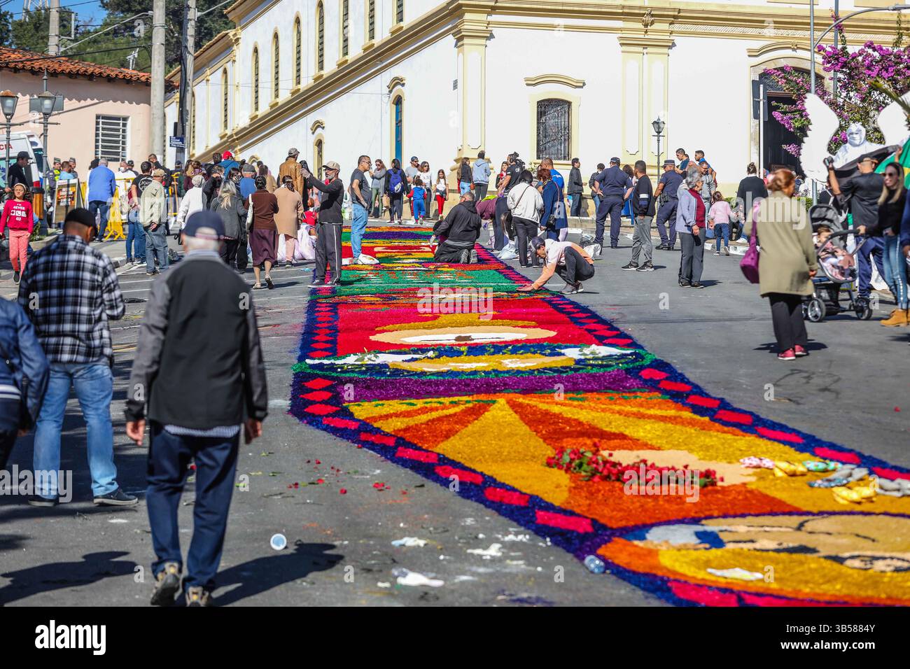 June 16, 2022, SÃƒO PAULO, SÃƒO PAULO, USA: Movement of tourists during ...