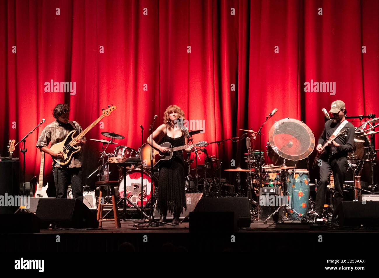 Linka Moja Performing At Armadillo Glasgow 28th April 2025 Stock 