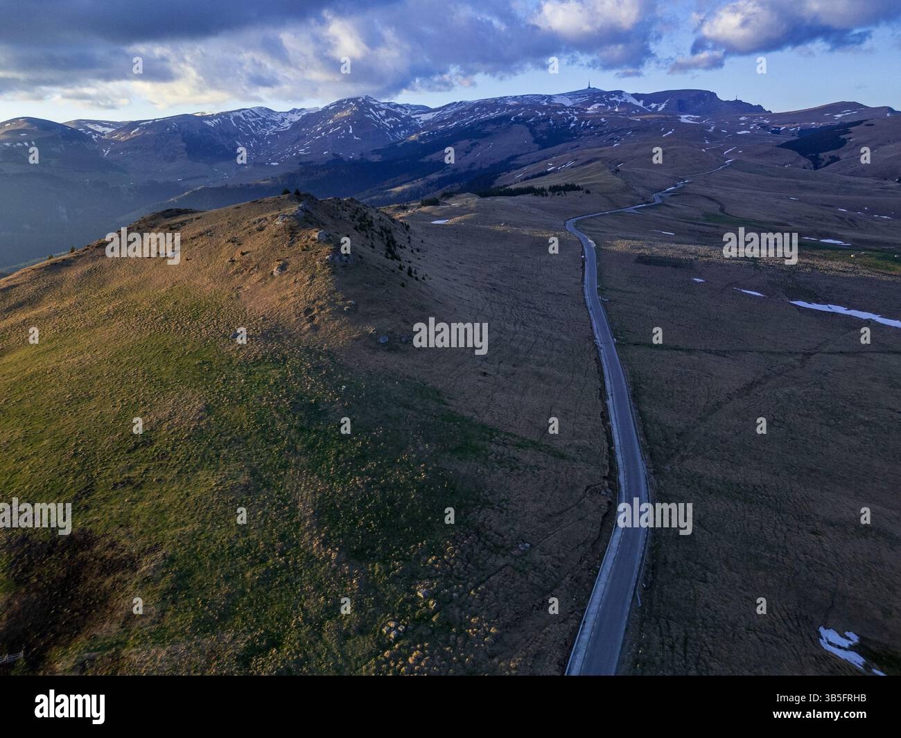 Abandoned farm and mountainous roads of Romania Stock Photo - Alamy