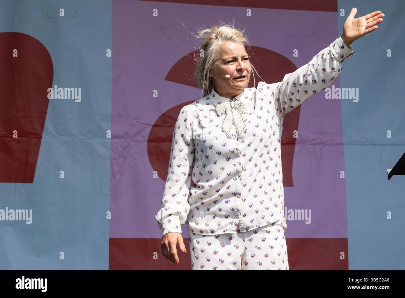 Signe lindkvist hi-res stock photography and images - Alamy