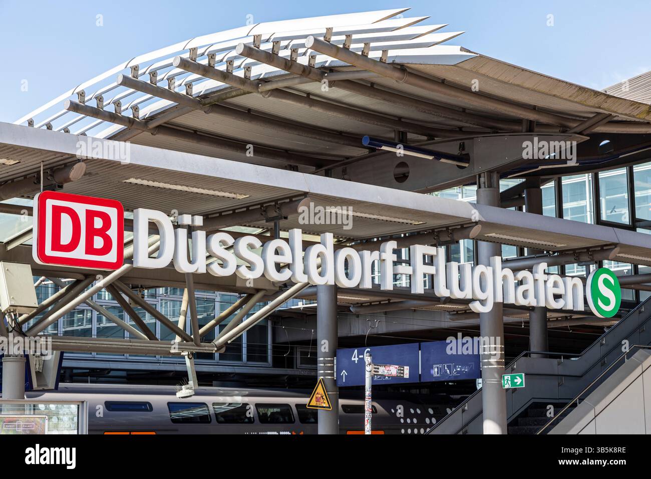Dusseldorf international airport sign hires stock photography and