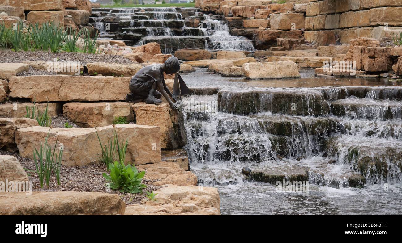 Overland Park, Kansas - May 2, 2025: A Cool Cloudy Spring Day at ...