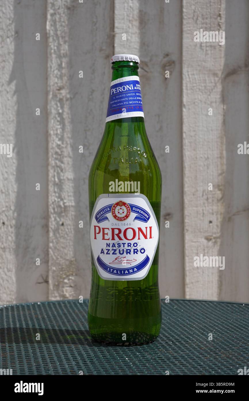 Peroni nastro azzurro 2025 hi-res stock photography and images - Alamy