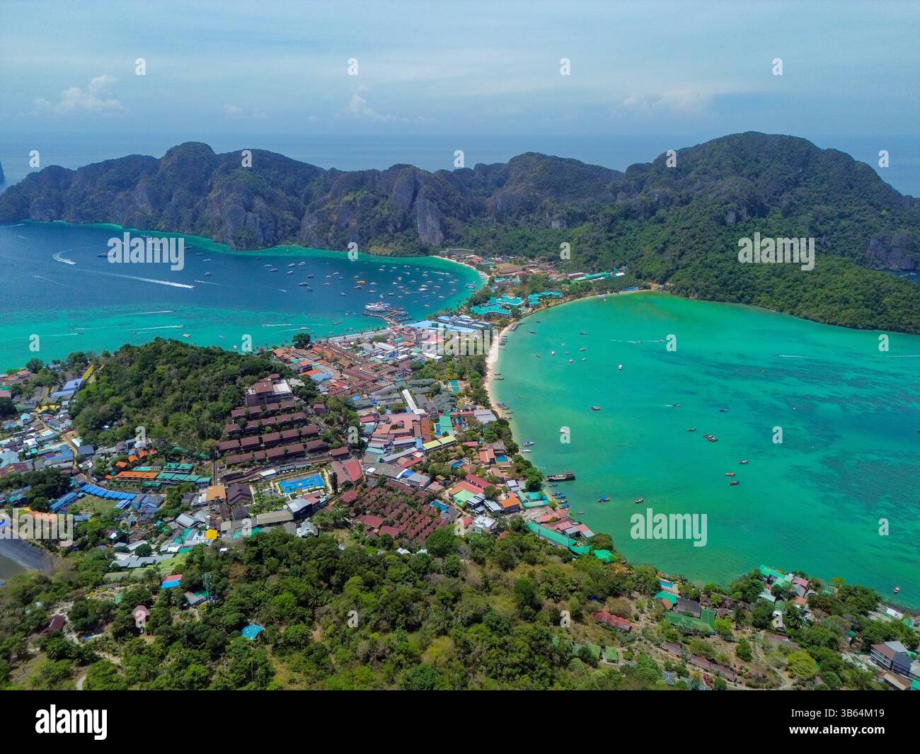 phi-phi-islands-with-its-turquoise-waters-breathtaking-cliffs-and