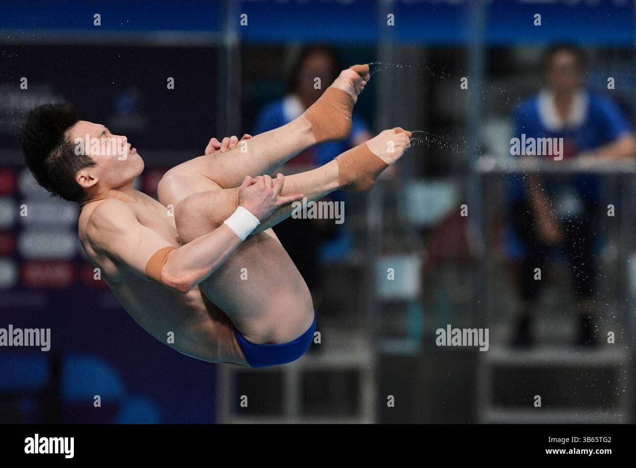 Wang Zongyuan of China competes in the Men's 3m Springboard event for ...
