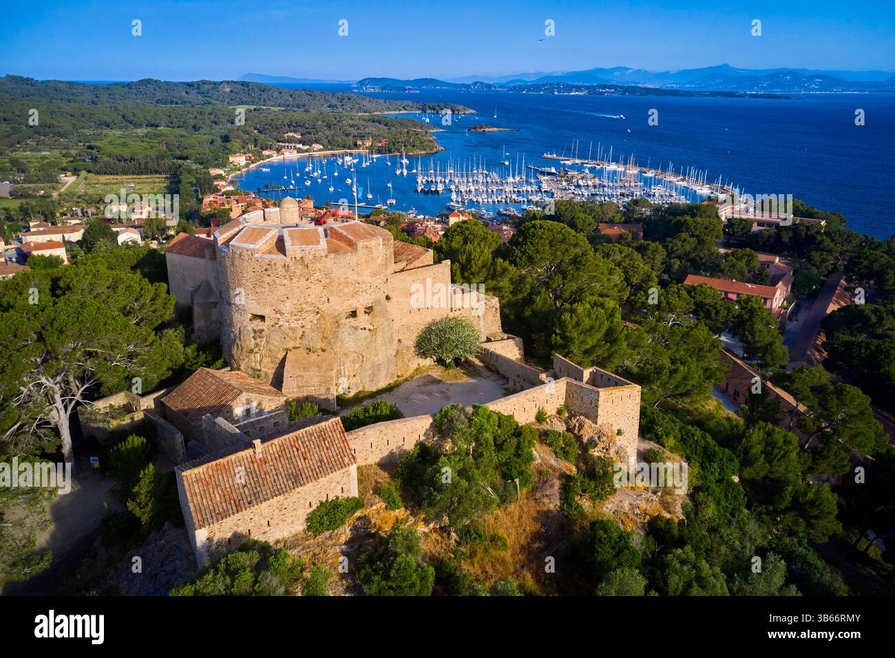 Estampe Ancienne Port-Cros Hyères Var - Vers 1942 - France Provence - Format 24x32 Cm - Style 1900-1940