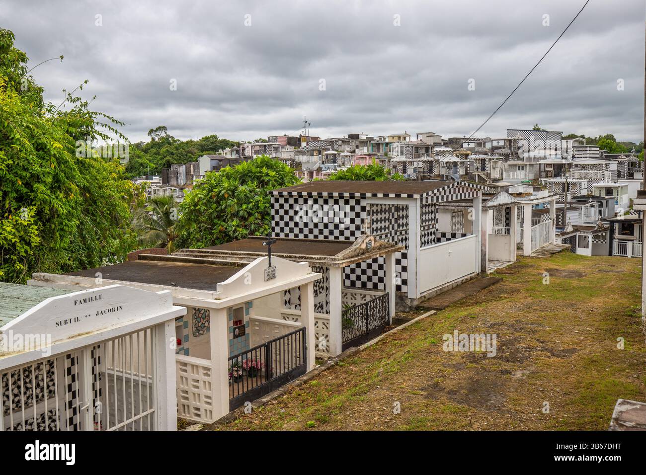 Famous Cemetery With Numerous Mausoleums And Crypts Decorated With famous-cemetery-with-numerous-mausoleums-and-crypts-decorated-with