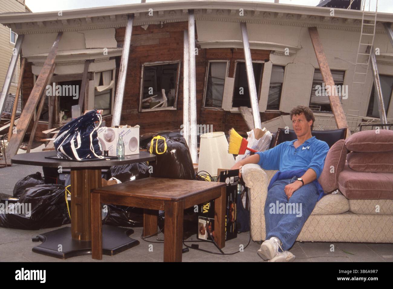 1989 san francisco earthquake damage hi-res stock photography and ...