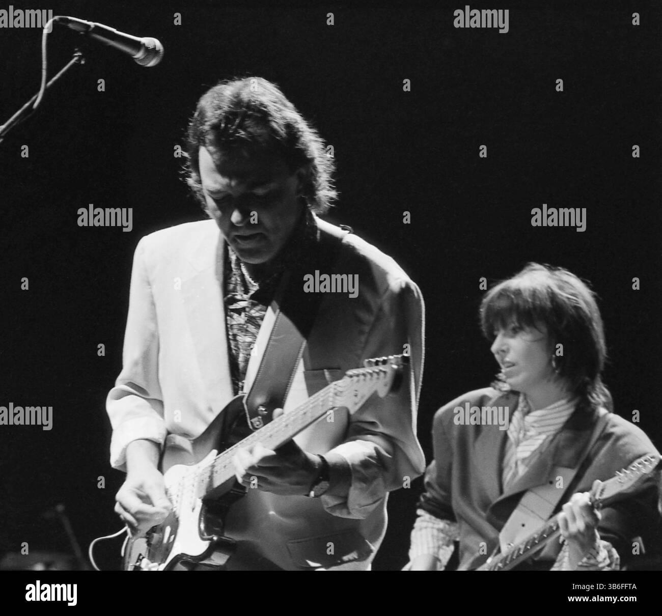 Robbie mcintosh Black and White Stock Photos & Images - Alamy