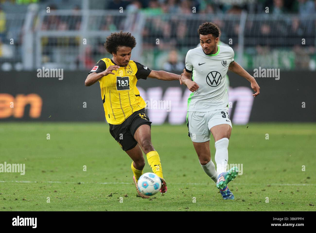 Dortmund, Deutschland. 03rd May, 2025. 03.05.2025, 1. Bundesliga, 32 ...