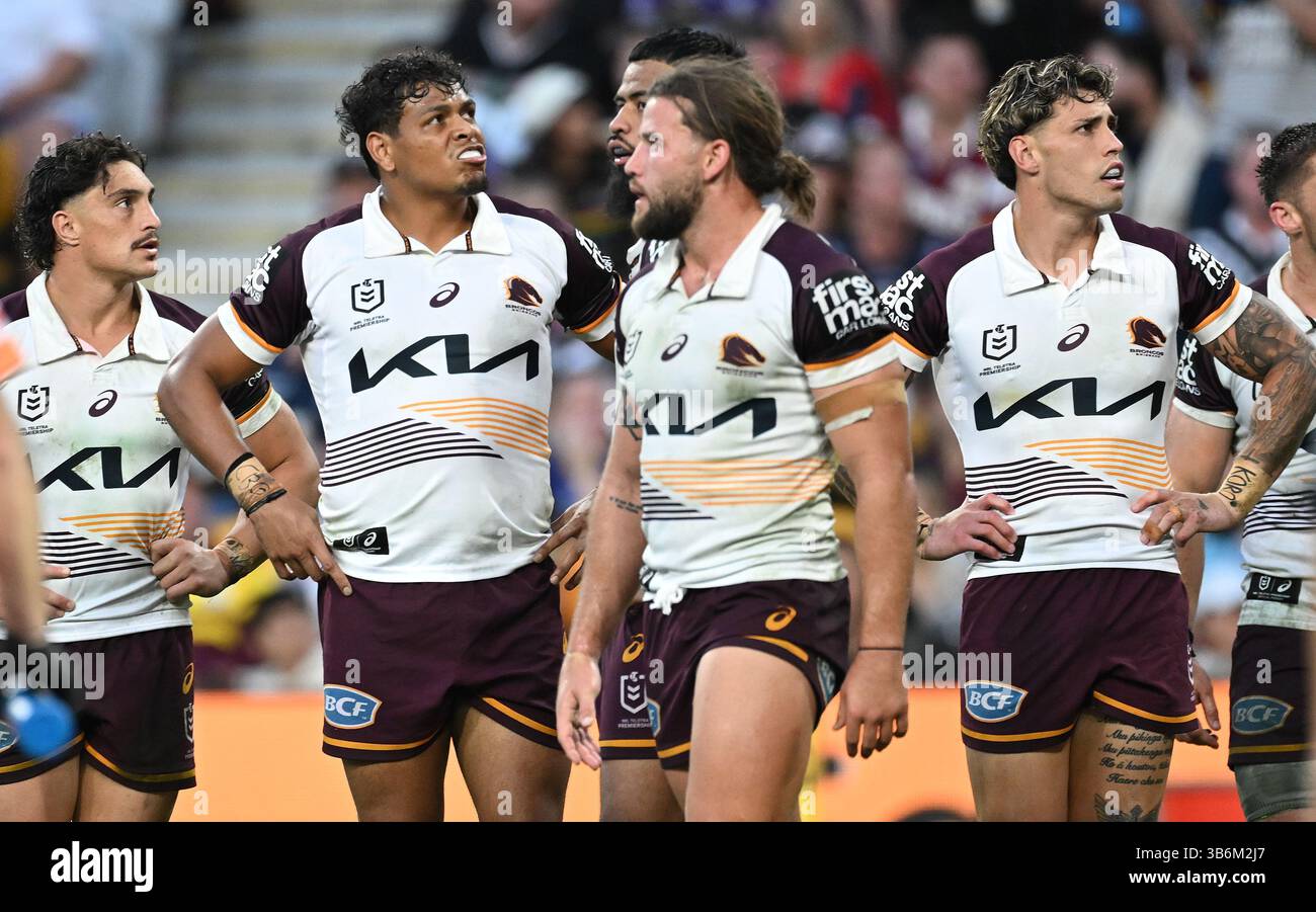 Brisbane, Australia. 04th May, 2025. Broncos players following a