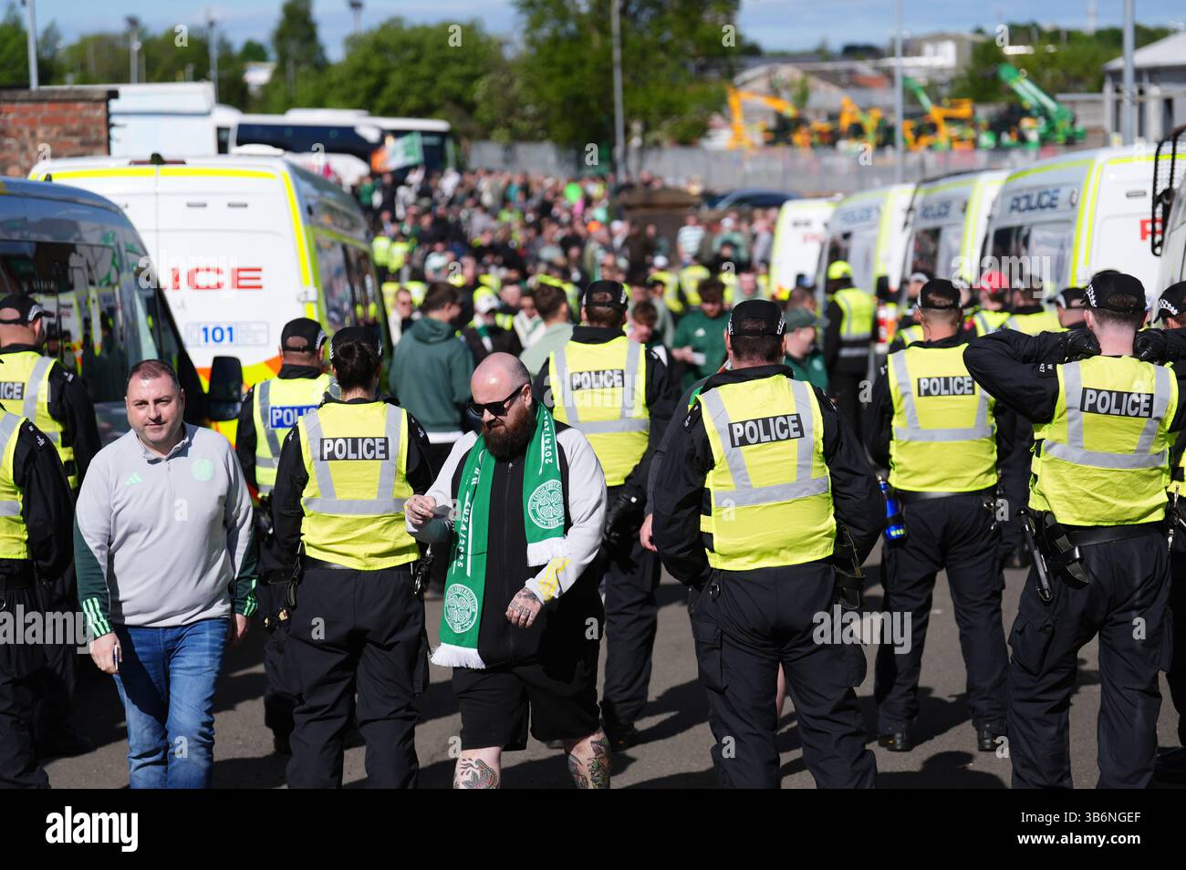 Police keep watch over Celtic fans arriving before the William Hill ...