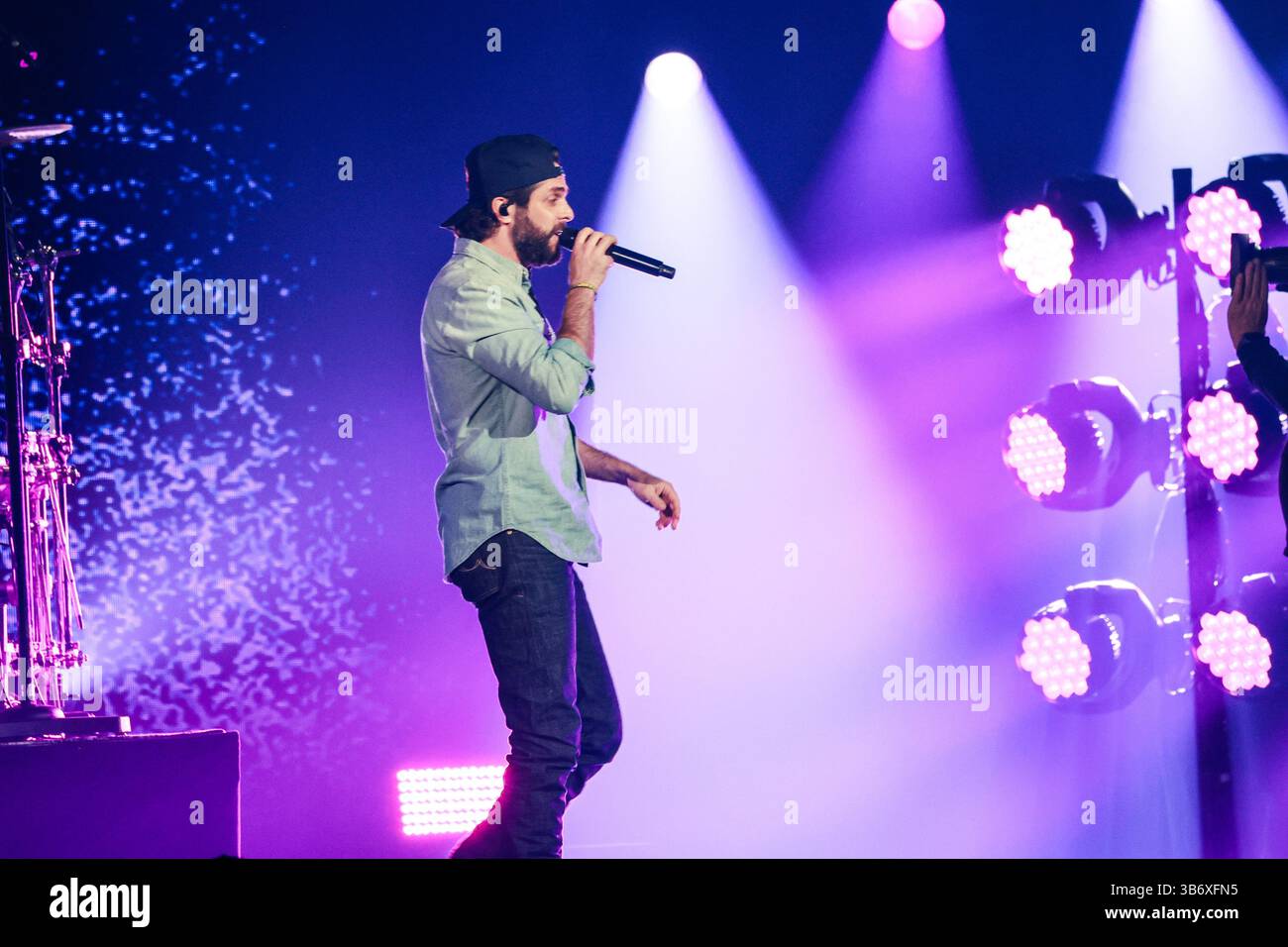 Thomas Rhett performs during the iHeart Country Festival at the Moody ...