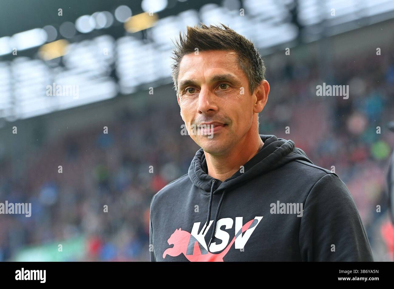 Coach Marcel RAPP (Kiel), single image, cropped single motif, portrait ...