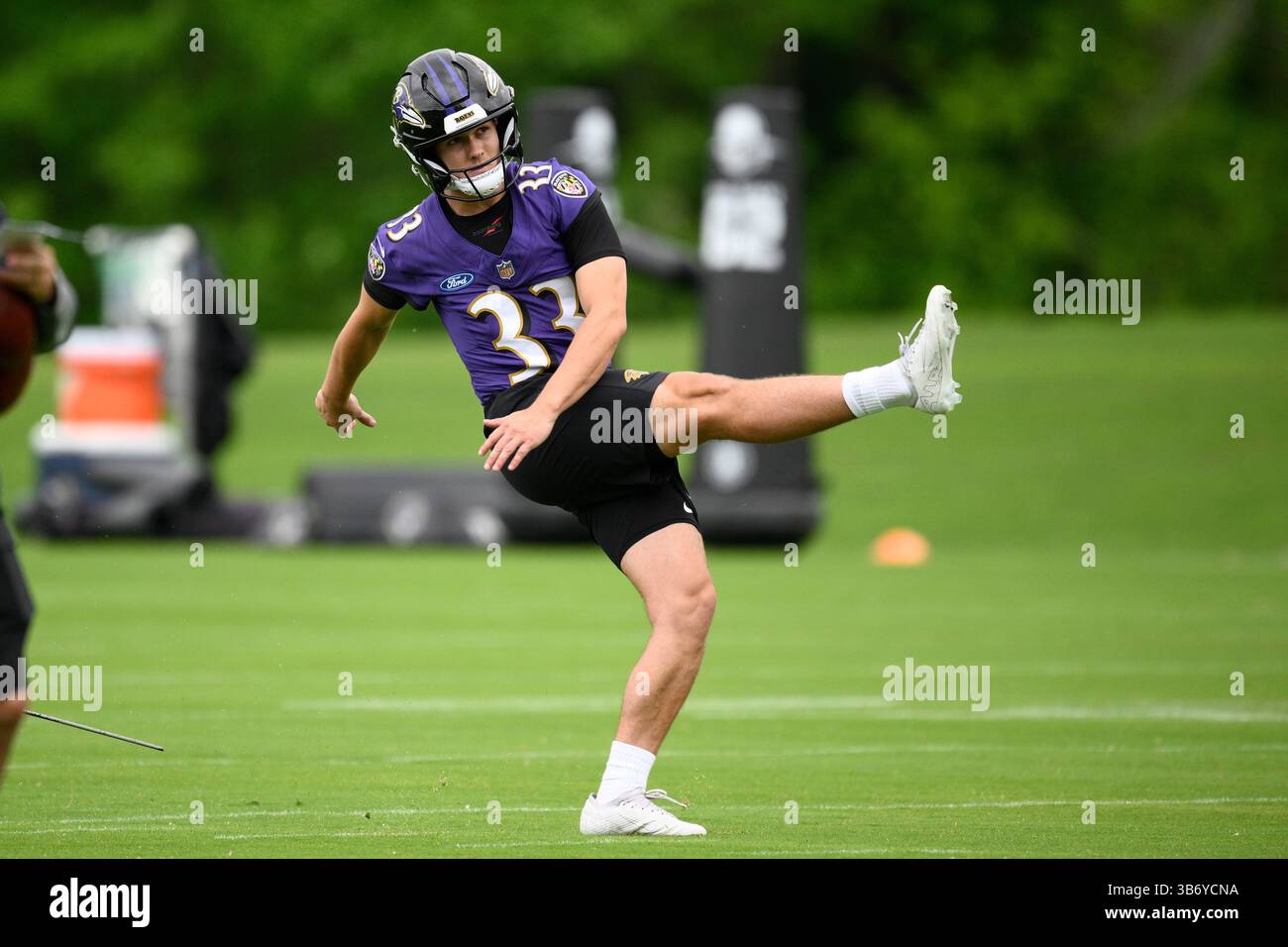 Tyler Loop Body Baltimore Ravens placekicker Tyler Loop works out during NFL football ...
