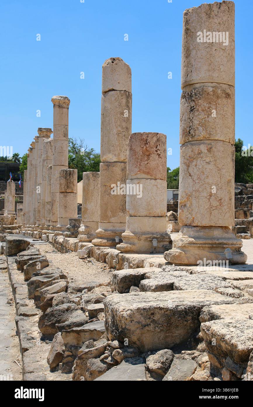 Close-up of ancient Roman stone columns in Beit She'an, Israel ...