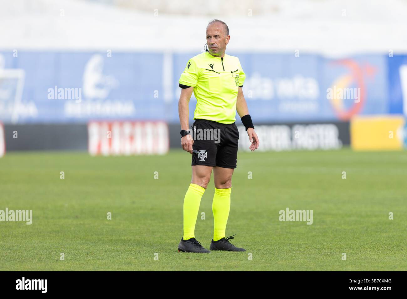 Lisbon, Lisbon, Portugal. 3rd May, 2025. Referee of the game from Portugal Joao Mendes in action during the game for Liga 3 between Atletico and Amarante at Estadio da Tapadinha Credit: Alexandre de Sousa/ZUMA Press Wire/ZUMA Wire/Alamy Live News Stock Photo