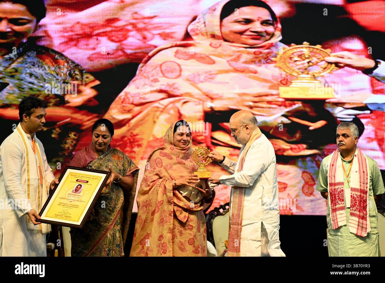 new-delhi-india-may-4-union-home-minister-amit-shah-delhi-chief