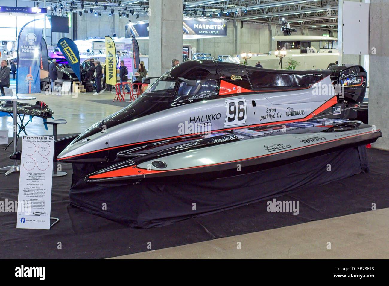 Formula 2 boat hi-res stock photography and images - Alamy