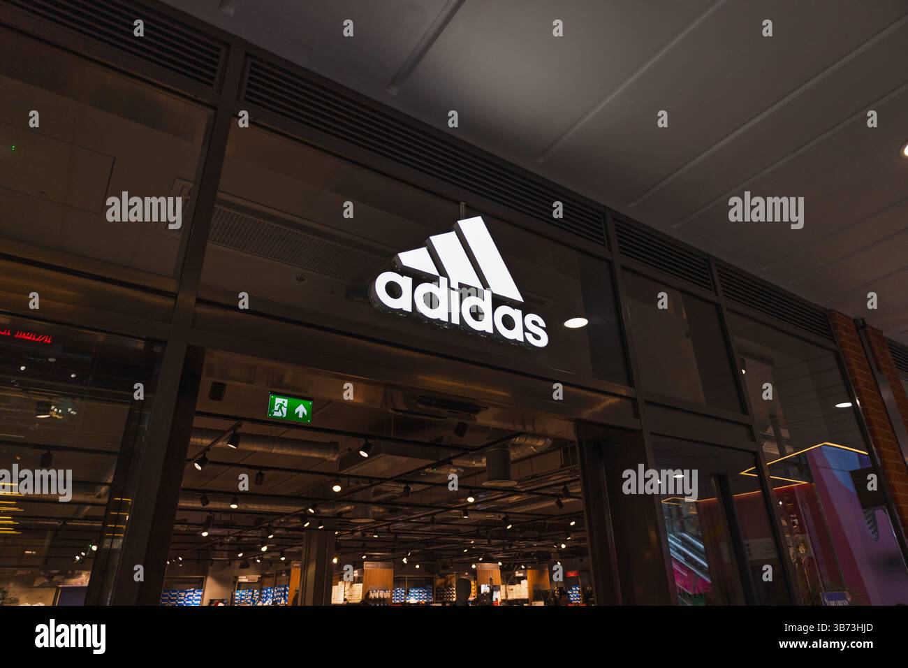 adidas store cardiff