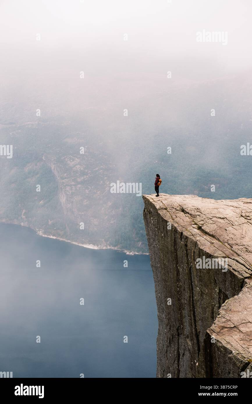 Lone adventurer stands edge hi-res stock photography and images - Alamy