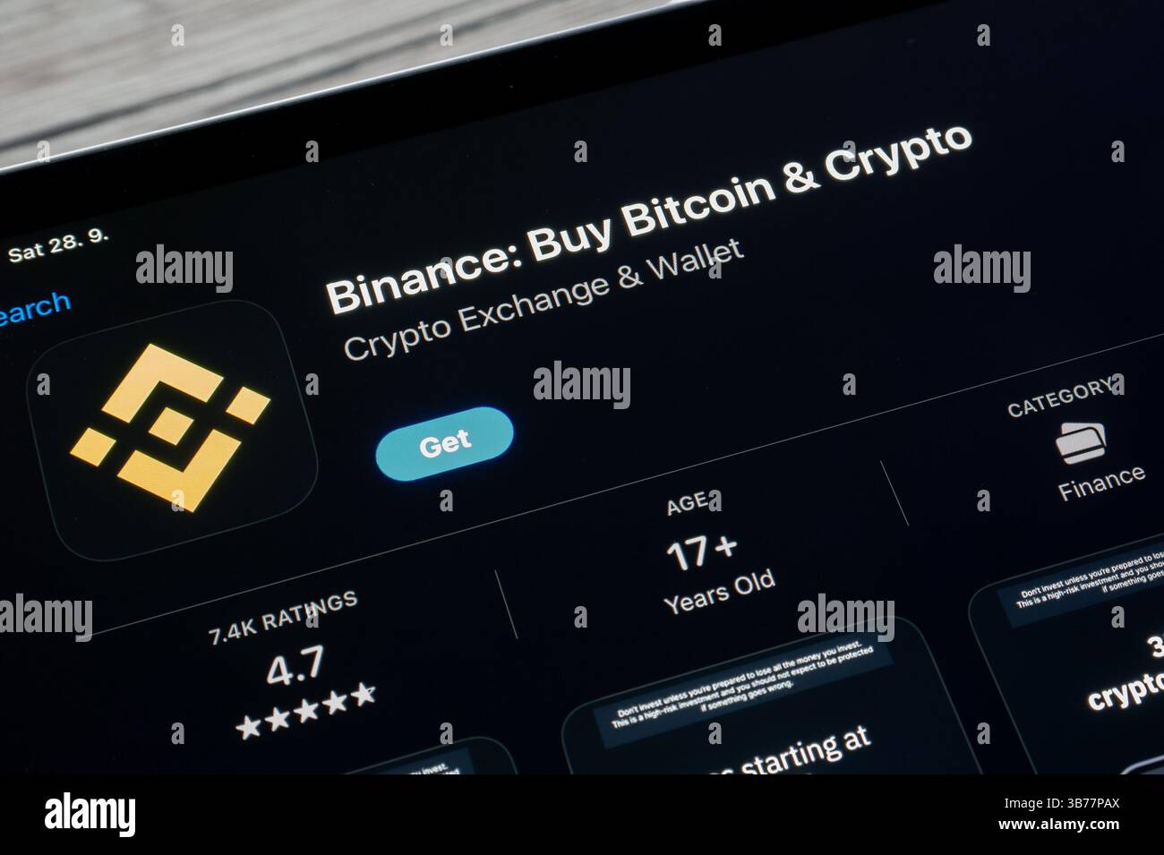 Binance is a finance exchange market. Crypto Currency background concept.  Cryptocurrency BNB Binance coin Stock Photo - Alamy