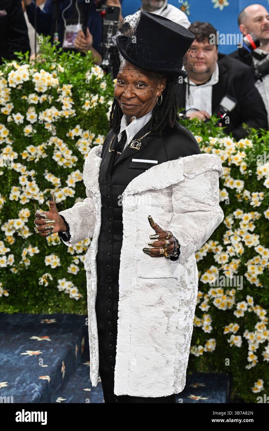 Photo by: DPRF/STAR MAX/IPx 2025 5/5/25 Whoopi Goldberg at the 2025 ...