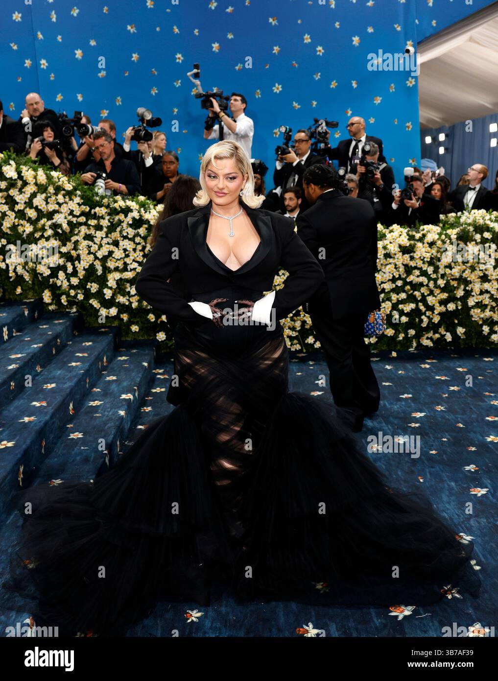 New York, United States. 05th May, 2025. Bebe Rexha arrives on the red