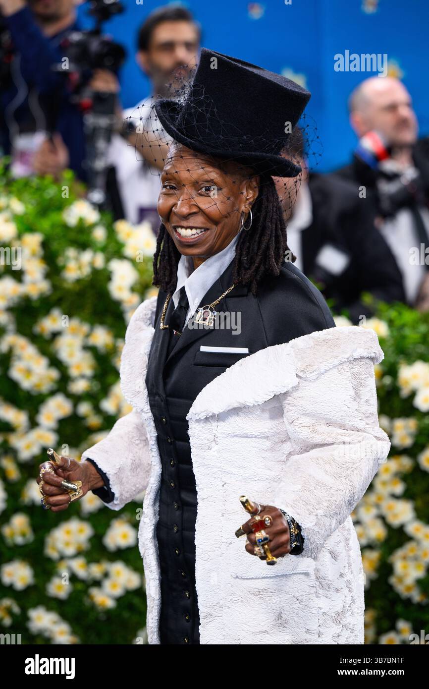 New York, USA. 5 May 2025. Whoopi Goldberg attending the Metropolitan ...