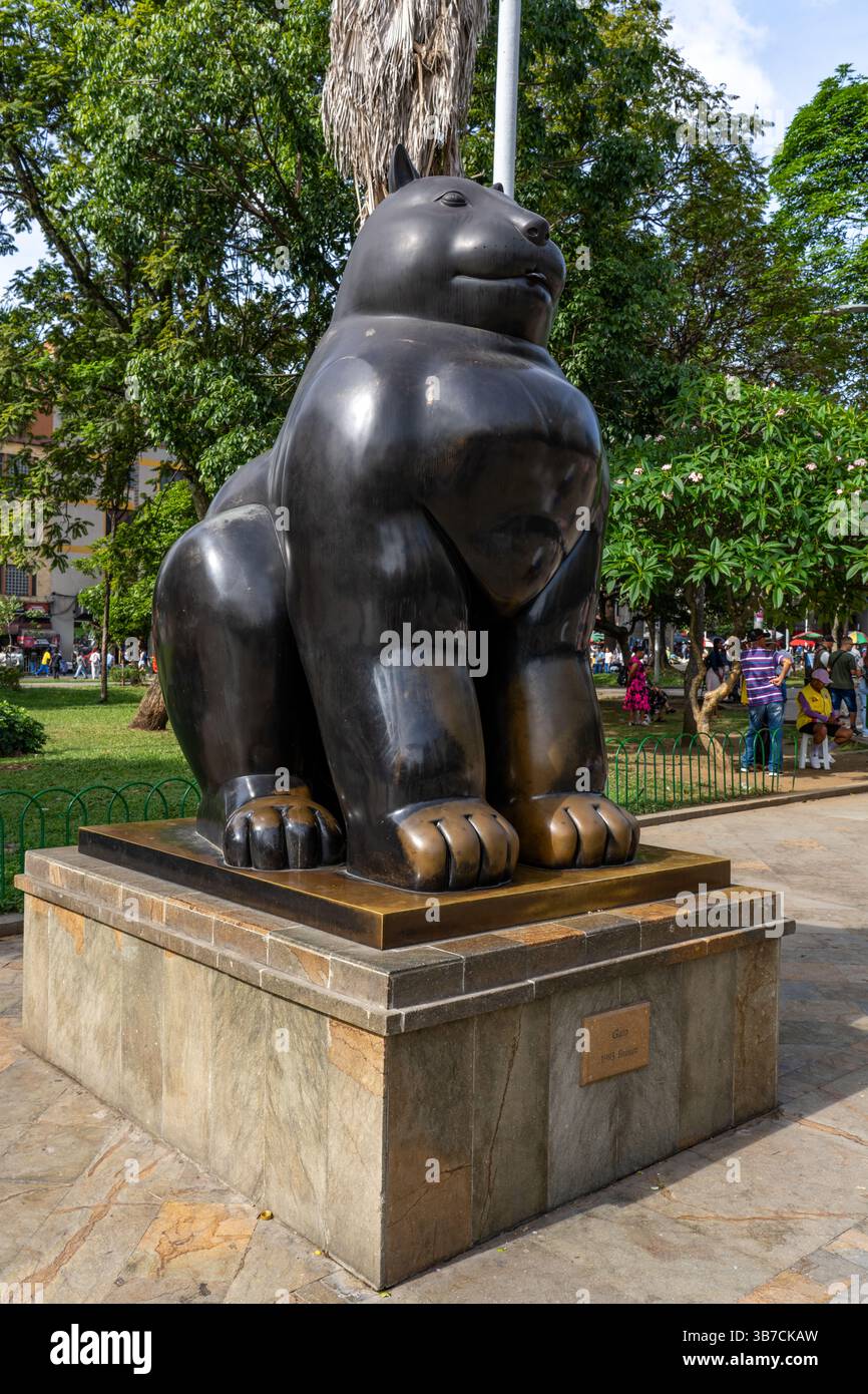 cat-a-sculpture-by-fernando-botero-in-the-botero-plaza-in-medellin