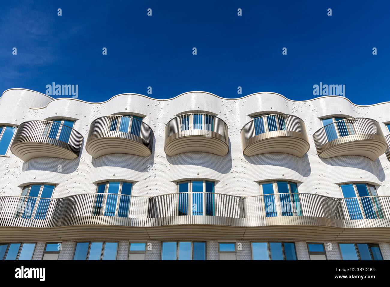 Shoreline Folkestone housing development along the coast, Folkestone, Kent, England Stock Photo