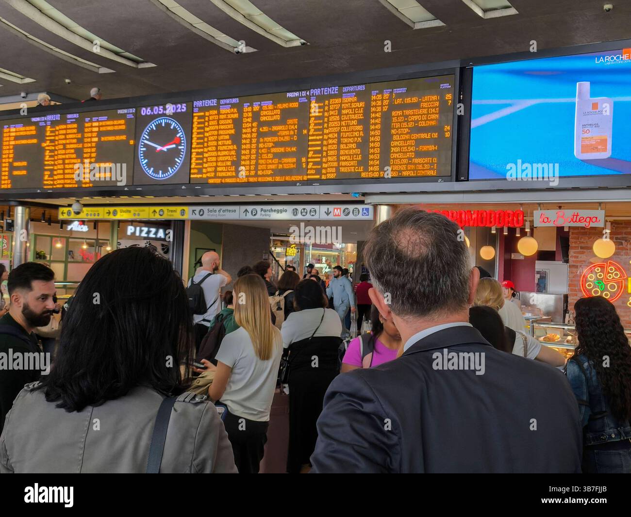 rail-strike-leaves-hundreds-stranded-in-cisterna-di-latina-from-9-01-a