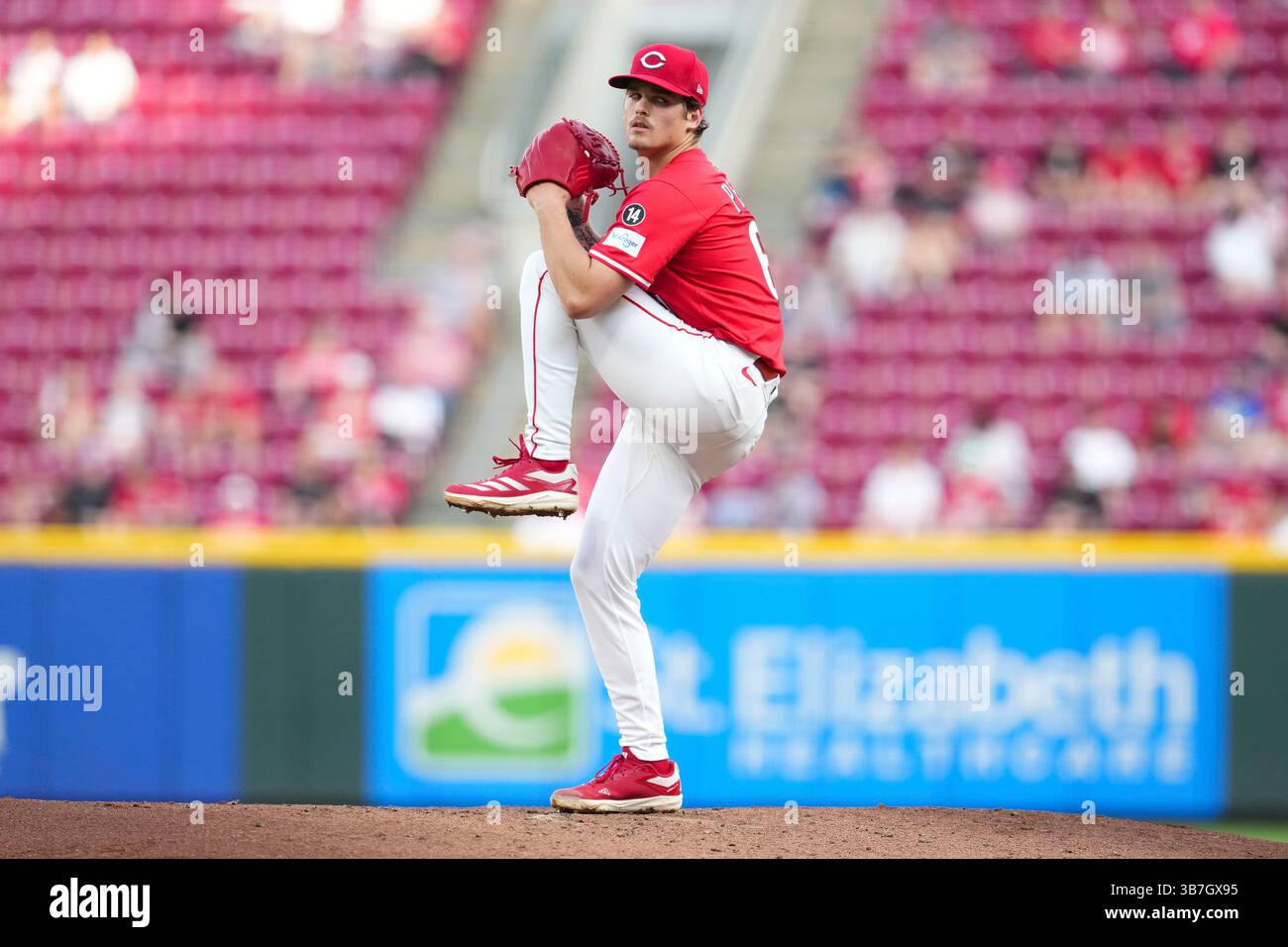 Cincinnati Reds pitcher Chase Petty throws during the second baseball ...