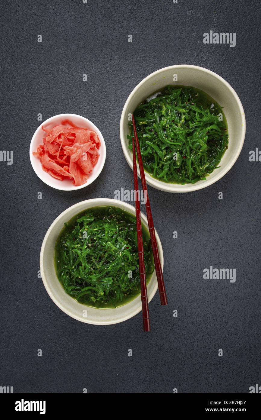 Fresh water algae hi-res stock photography and images - Alamy