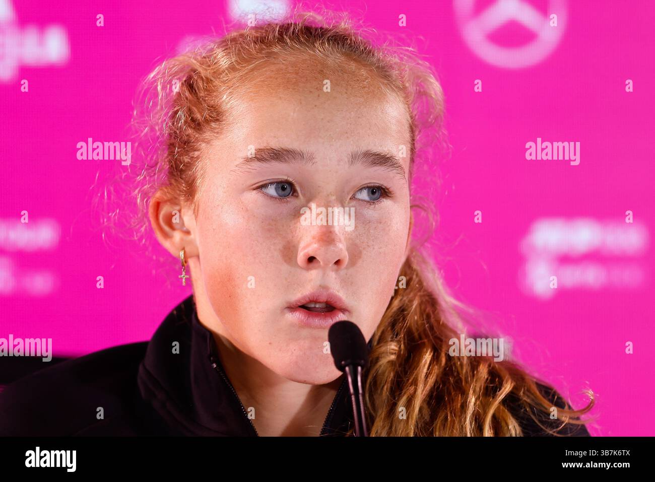 Bir-birining yonida porno jinsiy aloqa Natalya Sedova barcha porno onlayn