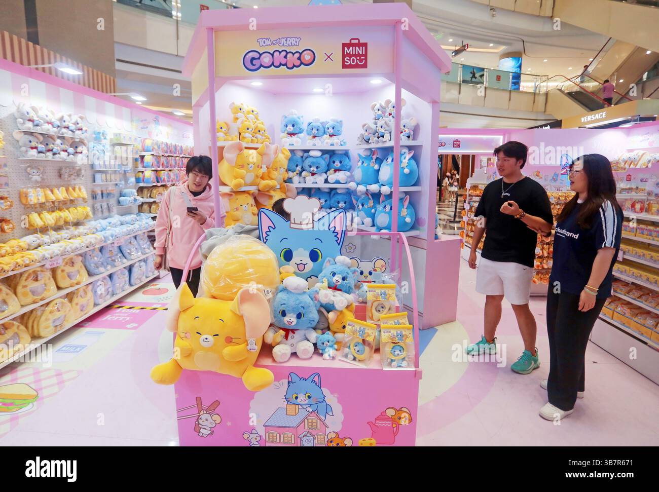 Shanghai, China. 30th Apr, 2025. Customers purchase cartoon Goods ...