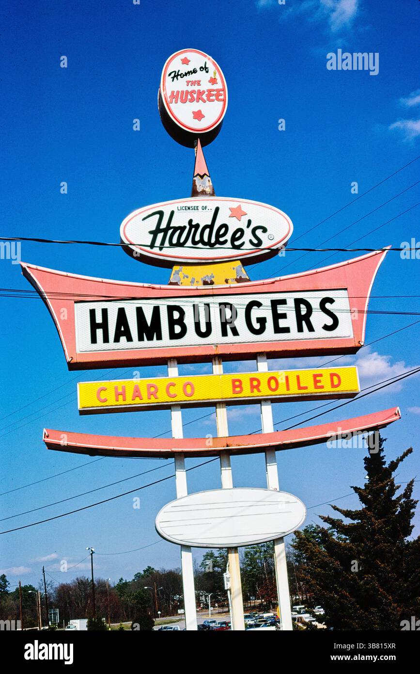 非売品　X0013 【ハイウェイロードサイン】Hardee's ハーディーズ　大 非売品 X0013 【ハイウェイロードサイン】Hardee´s ハーディーズ 大